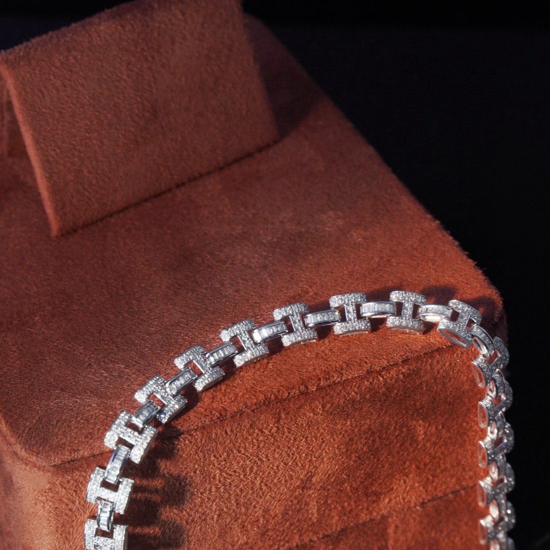 14k Gold 3.5 Ct Natural H Diamond Bracelet - 2