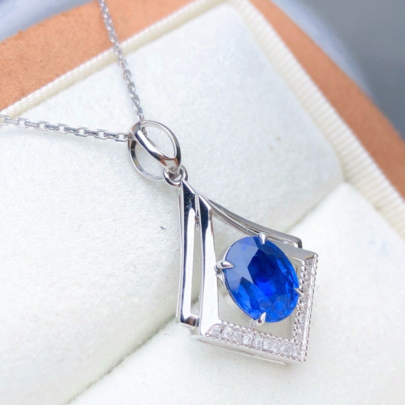 14k Gold 1.60 Ctw Vivid Blue Natural Sapphire & Diamond Pendant( Without Chain ) - 5
