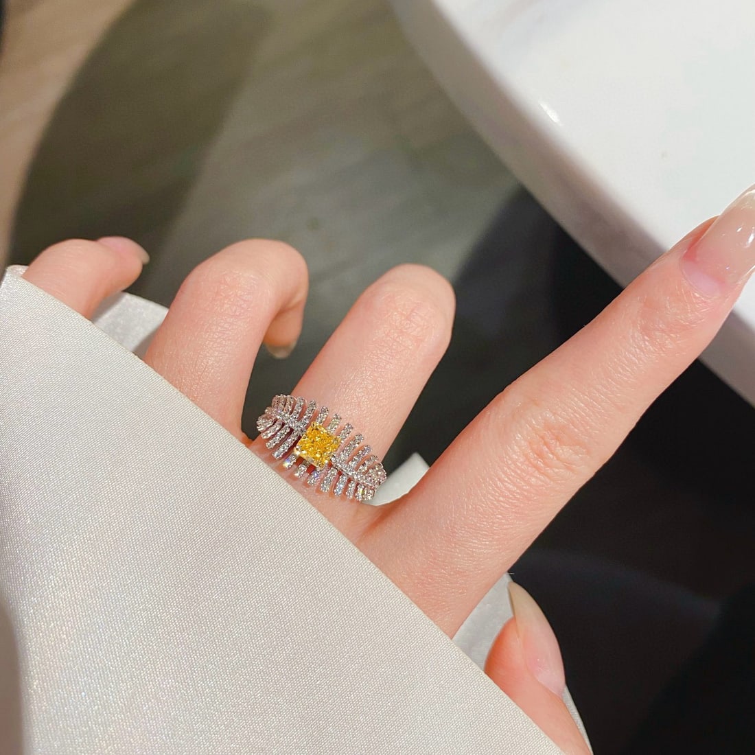 14k Gold 1.14 Ctw Natural Yellow Diamond & Diamond Ring - 6