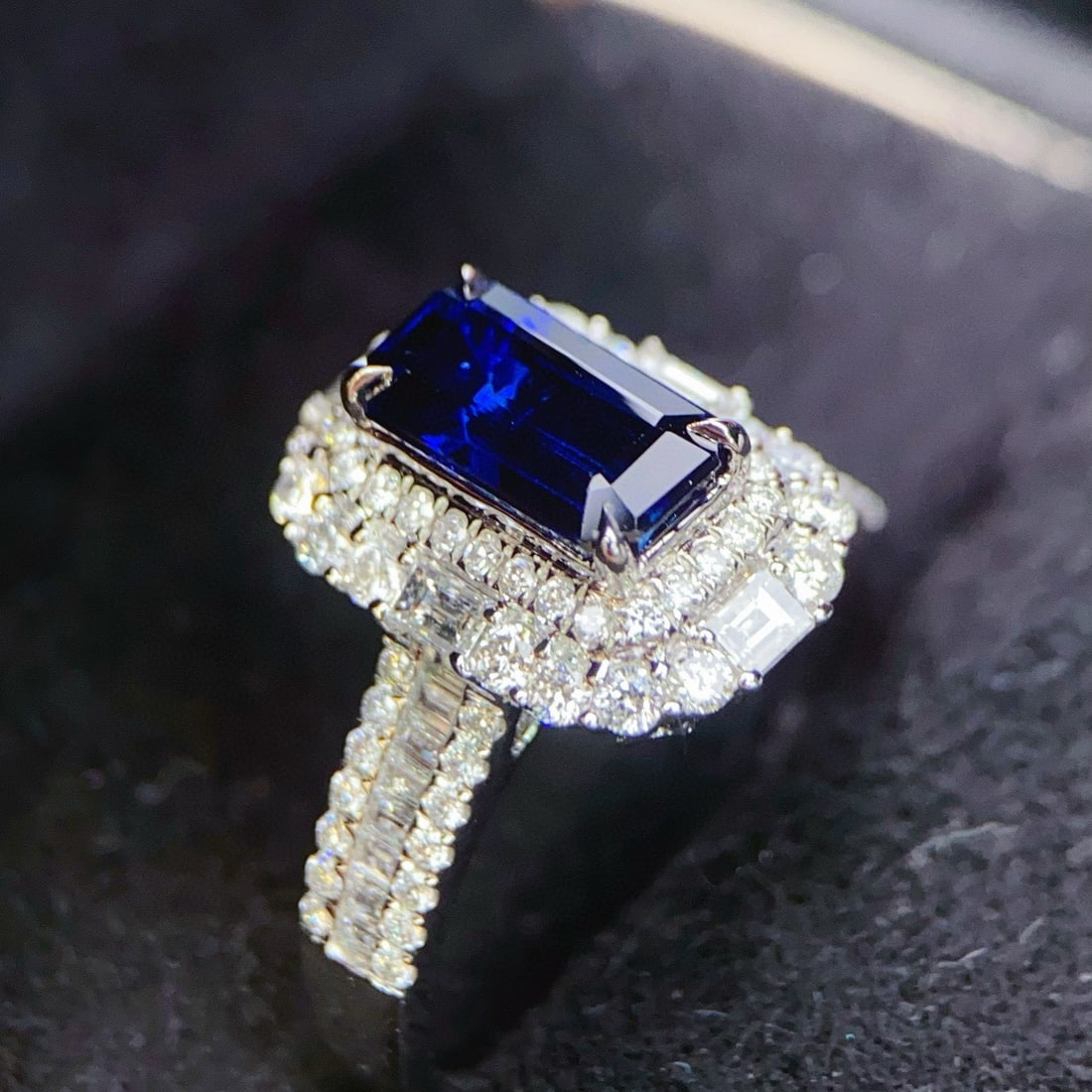 14k Gold 3.15 Ctw Natural Sapphire & Diamond Ring - 3