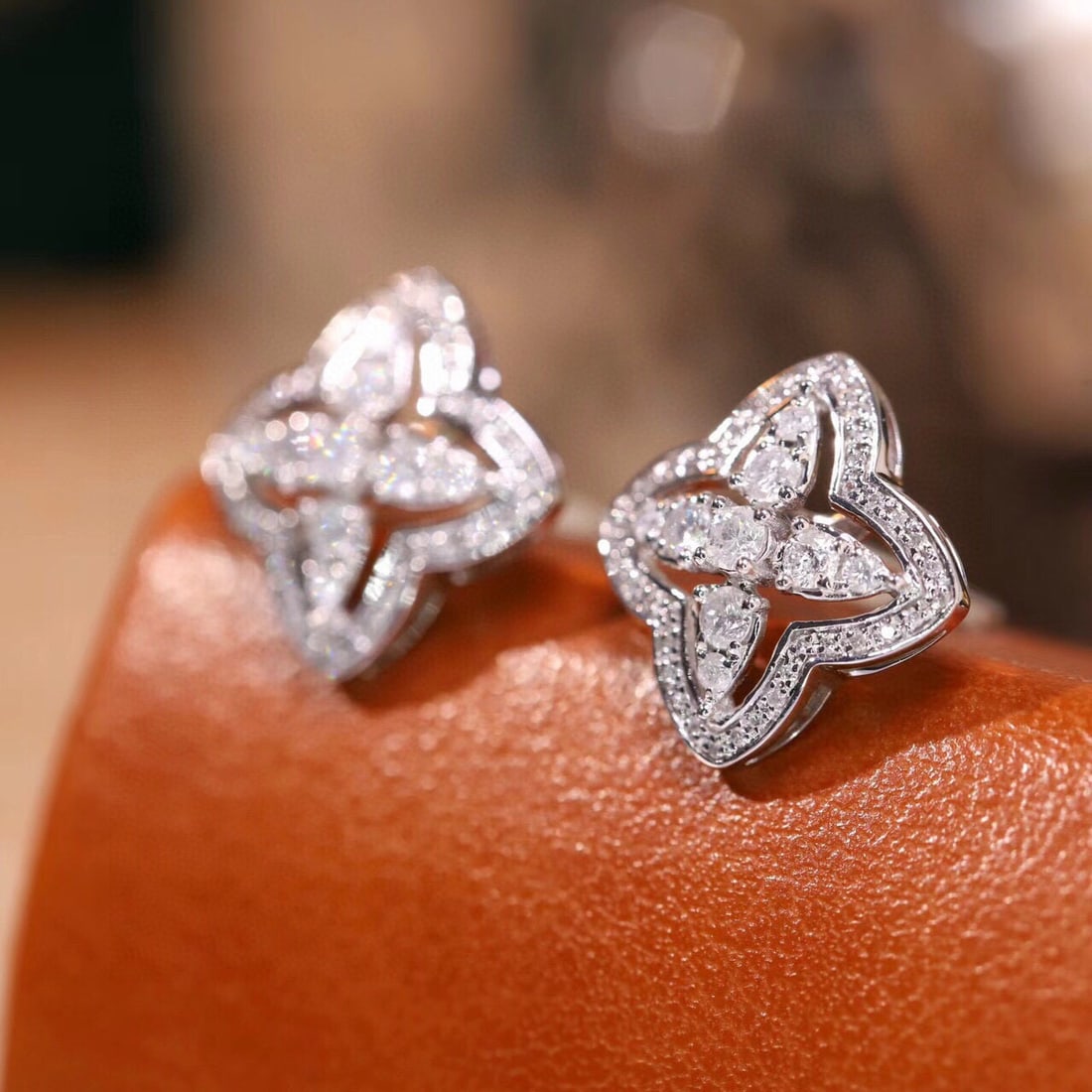 14k Gold 0.42 Ct Natural H Diamond Earrings - 3