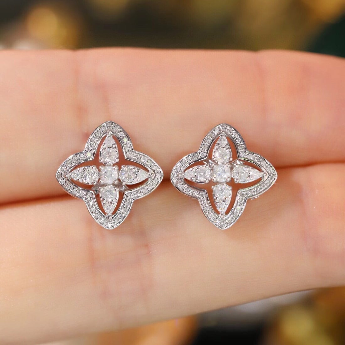 14k Gold 0.42 Ct Natural H Diamond Earrings - 5