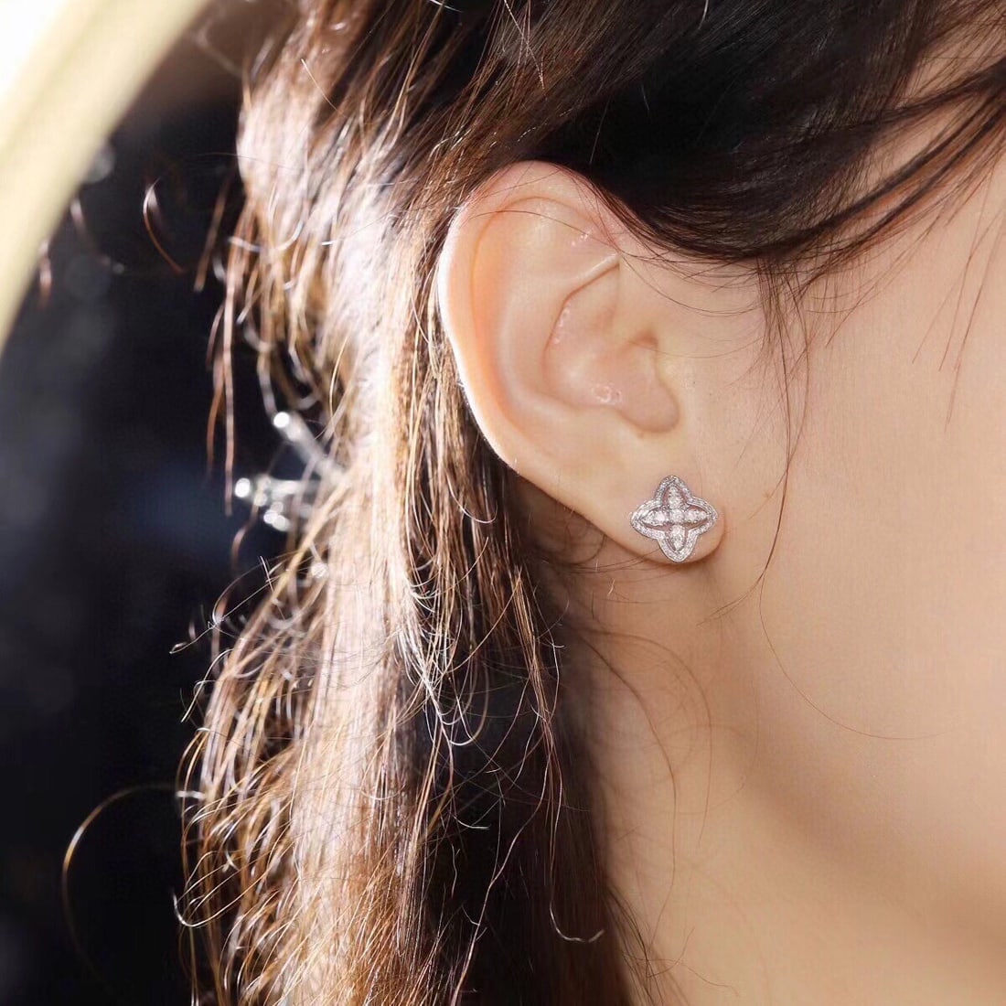 14k Gold 0.42 Ct Natural H Diamond Earrings - 8