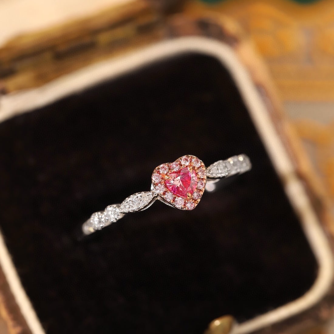 14k Gold 0.30 Ctw Natural Pink Diamond & Diamond Ring: Ref:230953083 // gold content:14k gold // ring size:7. 25us // // main gemstone:pink diamond // shape:heart // carat weight:0. 15ct // color:pink // treatment:natural // // adjacent gemstone 2 :