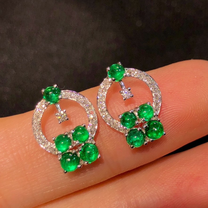 14k Gold 0.93 Ctw Vivid Green Natural Emerald & Diamond Earrings - 3
