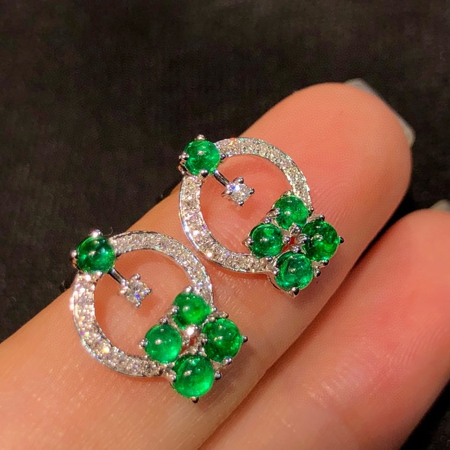 14k Gold 0.93 Ctw Vivid Green Natural Emerald & Diamond Earrings - 6