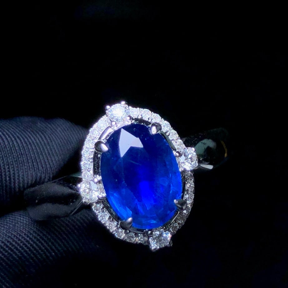 14k Gold 1.95 Ctw Vivid Blue Natural Sapphire & Diamond Ring - 6