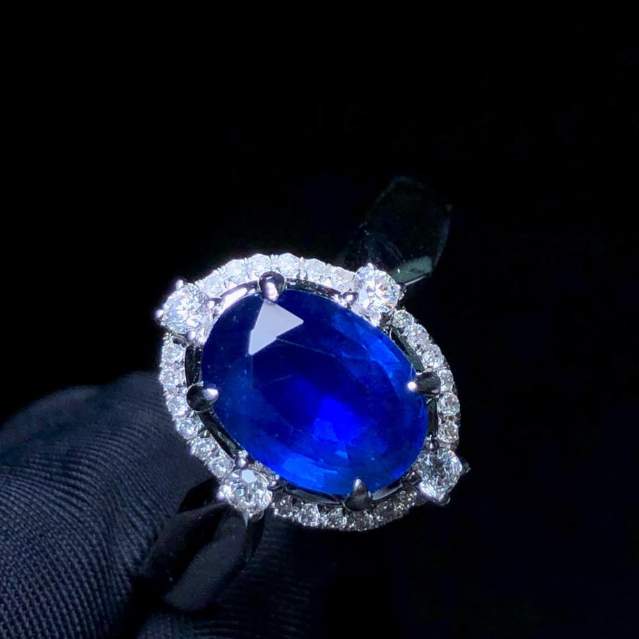 14k Gold 1.95 Ctw Vivid Blue Natural Sapphire & Diamond Ring - 8