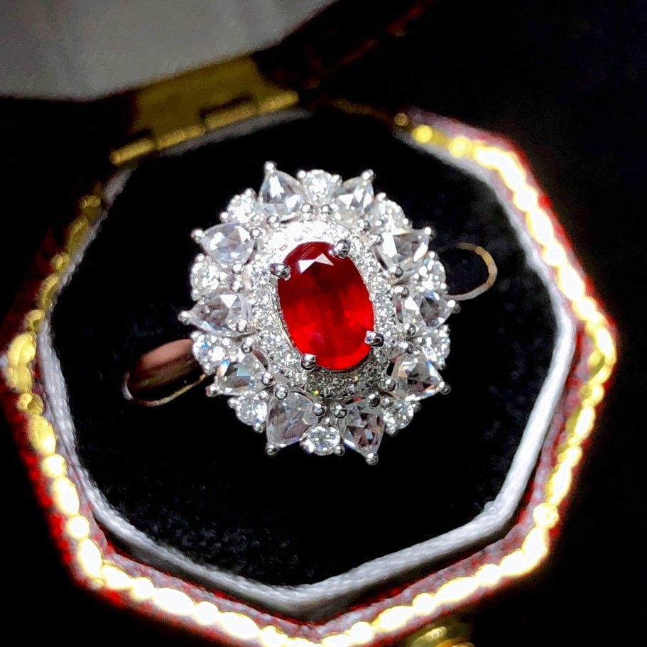 14k Gold 1.35 Ctw Natural Ruby & Diamond Ring: Ref:230953123 // gold content:14k gold // ring size:7. 25us // // main gemstone:ruby // shape:oval // carat weight:0. 53ct // color:pigeonblood red // treatment:natural // // adjacent gemstone 2 : dia