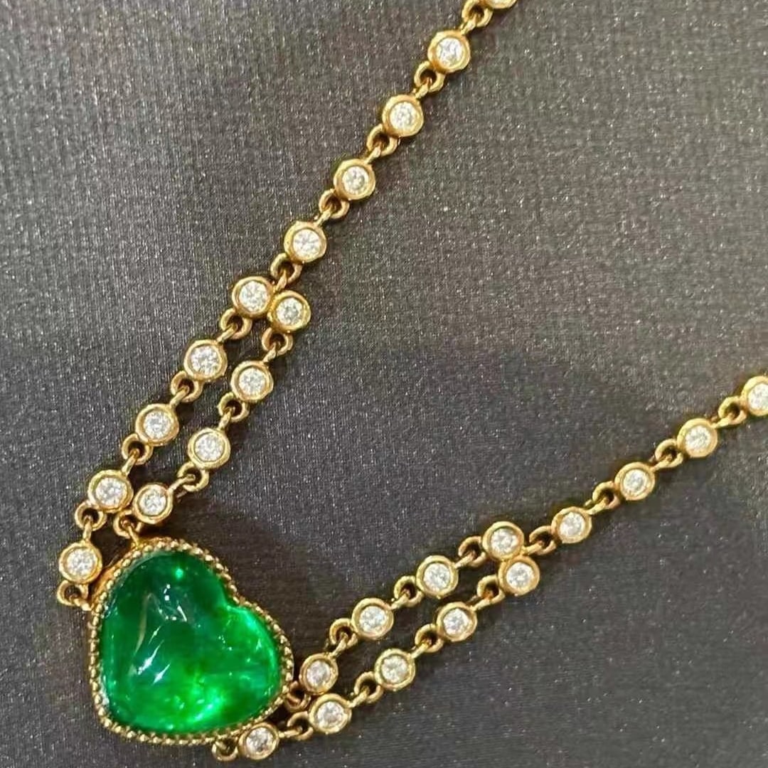 14k Gold 2.13 Ct Vivid Green Natural Emerald & Diamond Bracelet - 4