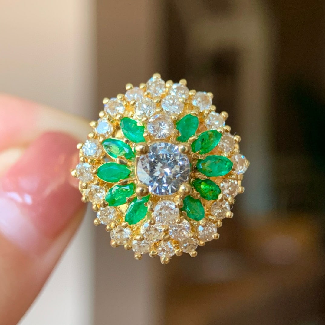 14k Gold 2.41 Ctw Natural Emerald & Diamond Ring: Ref:230953138 // gold content:14k gold // ring size:7. 25us // // main gemstone:emerald // shape:marquise // carat weight:0. 53ct // color:green // treatment:natural // // adjacent gemstone 2 : diamon