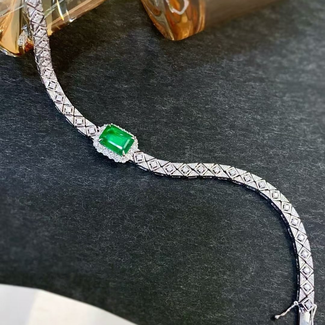 14k Gold 3.18 Ctw Vivid Green Natural Emerald & Diamond Bracelet - 2