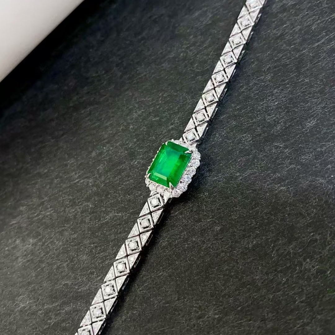 14k Gold 3.18 Ctw Vivid Green Natural Emerald & Diamond Bracelet - 3