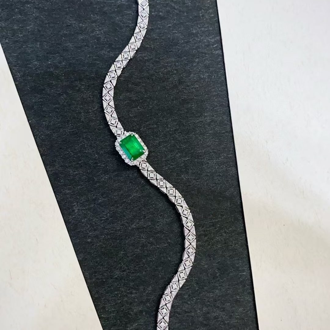 14k Gold 3.18 Ctw Vivid Green Natural Emerald & Diamond Bracelet - 5