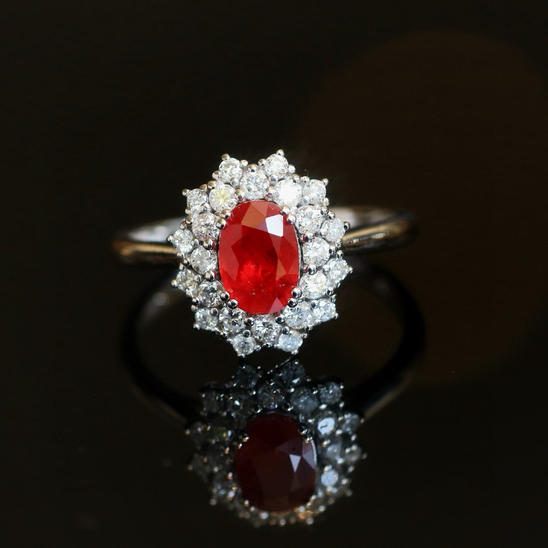 14k Gold 1.54 Ctw Natural Ruby & Diamond Ring: Ref:230953152 // gold content:14k gold // ring size:7. 25us // // main gemstone:ruby // shape:oval // carat weight:1. 06ct // color:pigeonblood red // treatment:natural // // adjacent gemstone 2 : dia