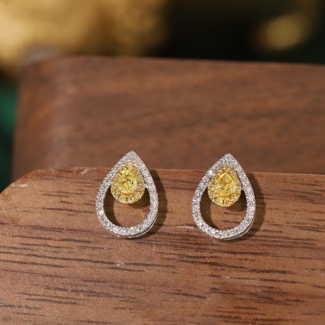 14k Gold 0.40 Ctw Natural Yellow Diamond & Diamond Earrings - 2