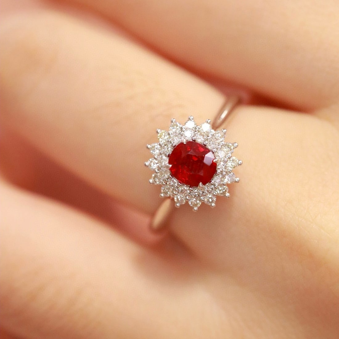 14k Gold 0.91 Ctw Natural Ruby & Diamond Ring - 6