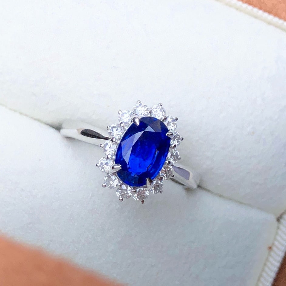 14k Gold 1.90 Ctw Natural Sapphire & Diamond Ring - 2