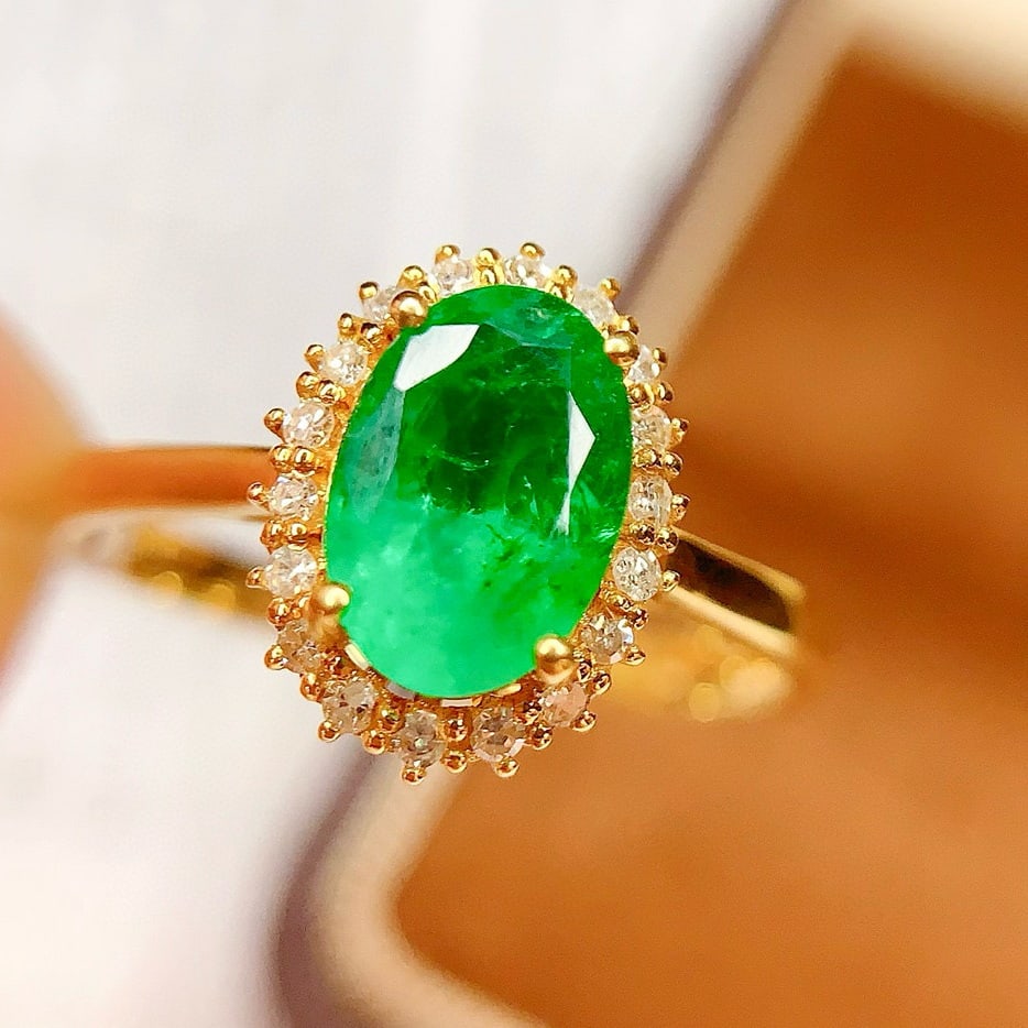 14k Gold 1.4 Ct Natural Emerald & Diamond Ring - 5