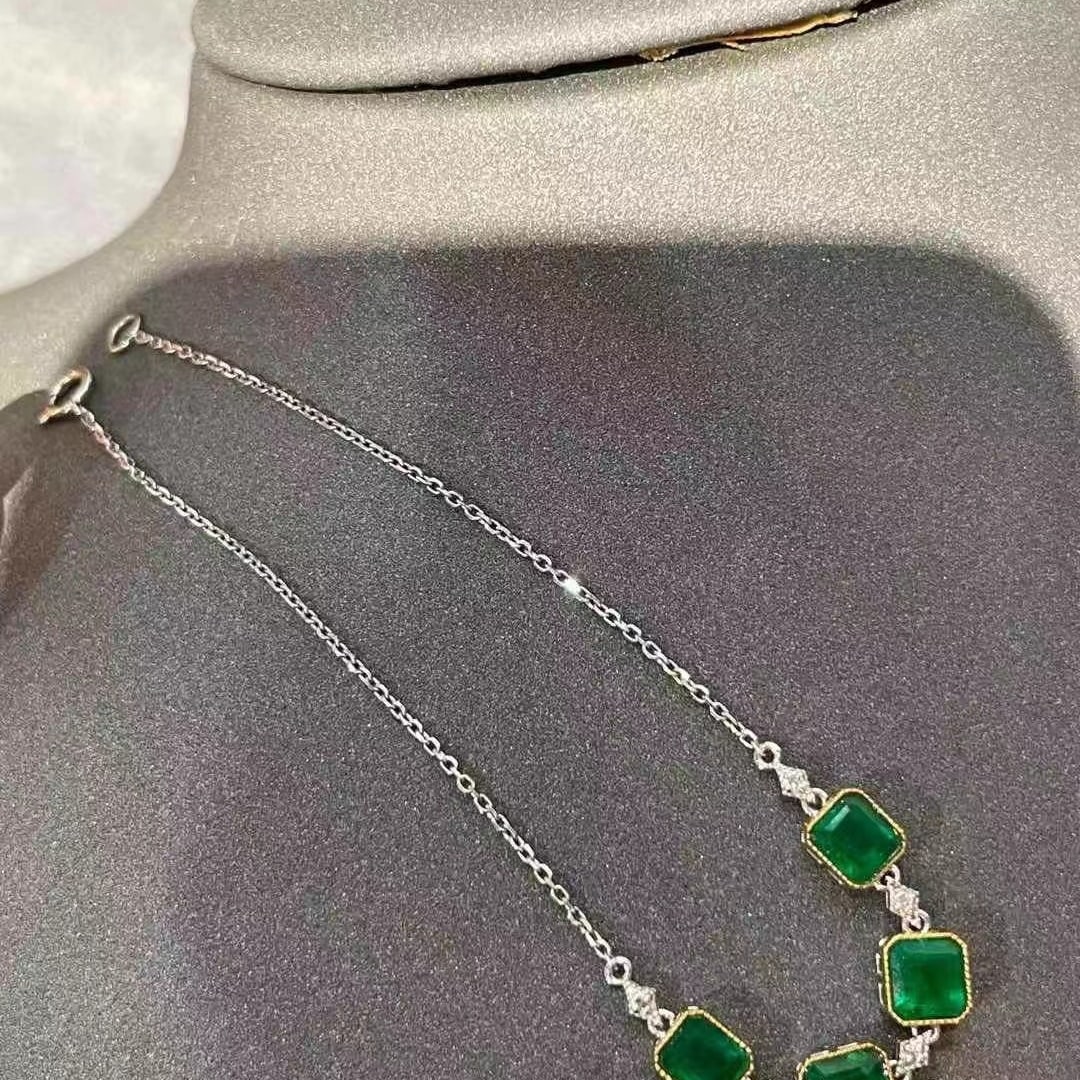 14k Gold 1.8 Ct Vivid Green Natural Emerald & Diamond Bracelet - 5