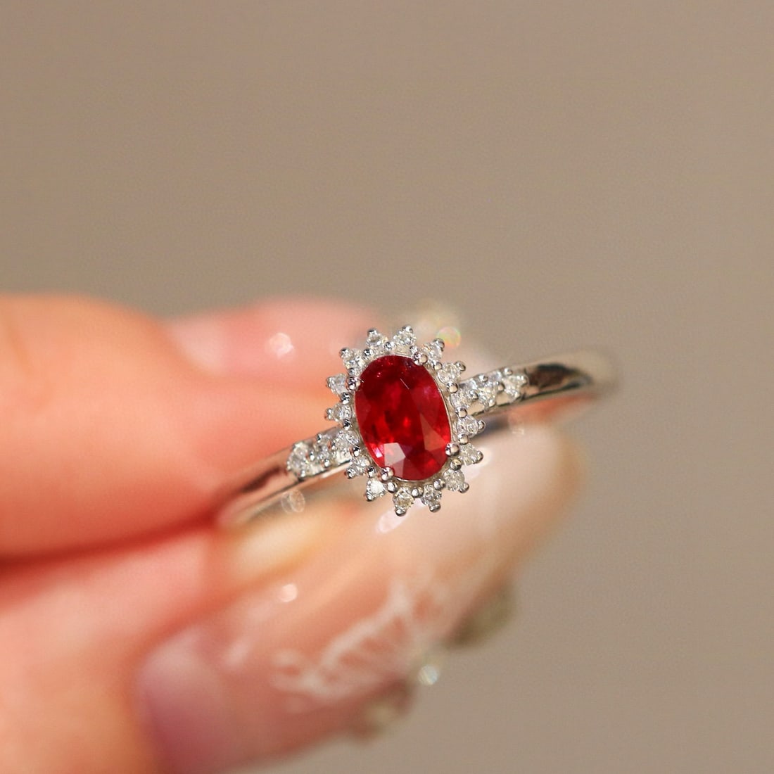 14k Gold 0.67 Ctw Natural Ruby & Diamond Ring - 4