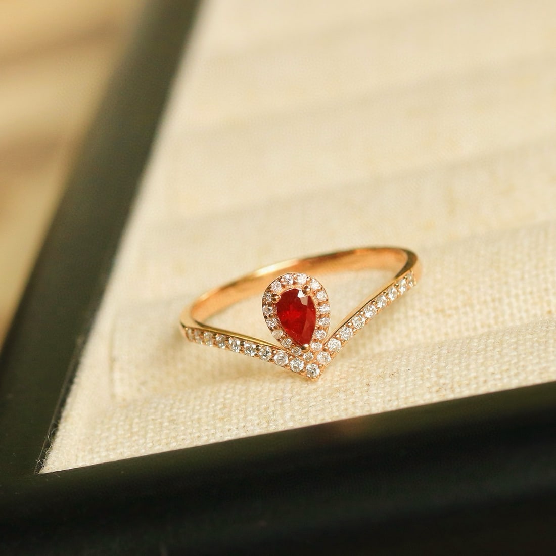 14k Gold 0.52 Ctw Natural Ruby & Diamond Ring - 6