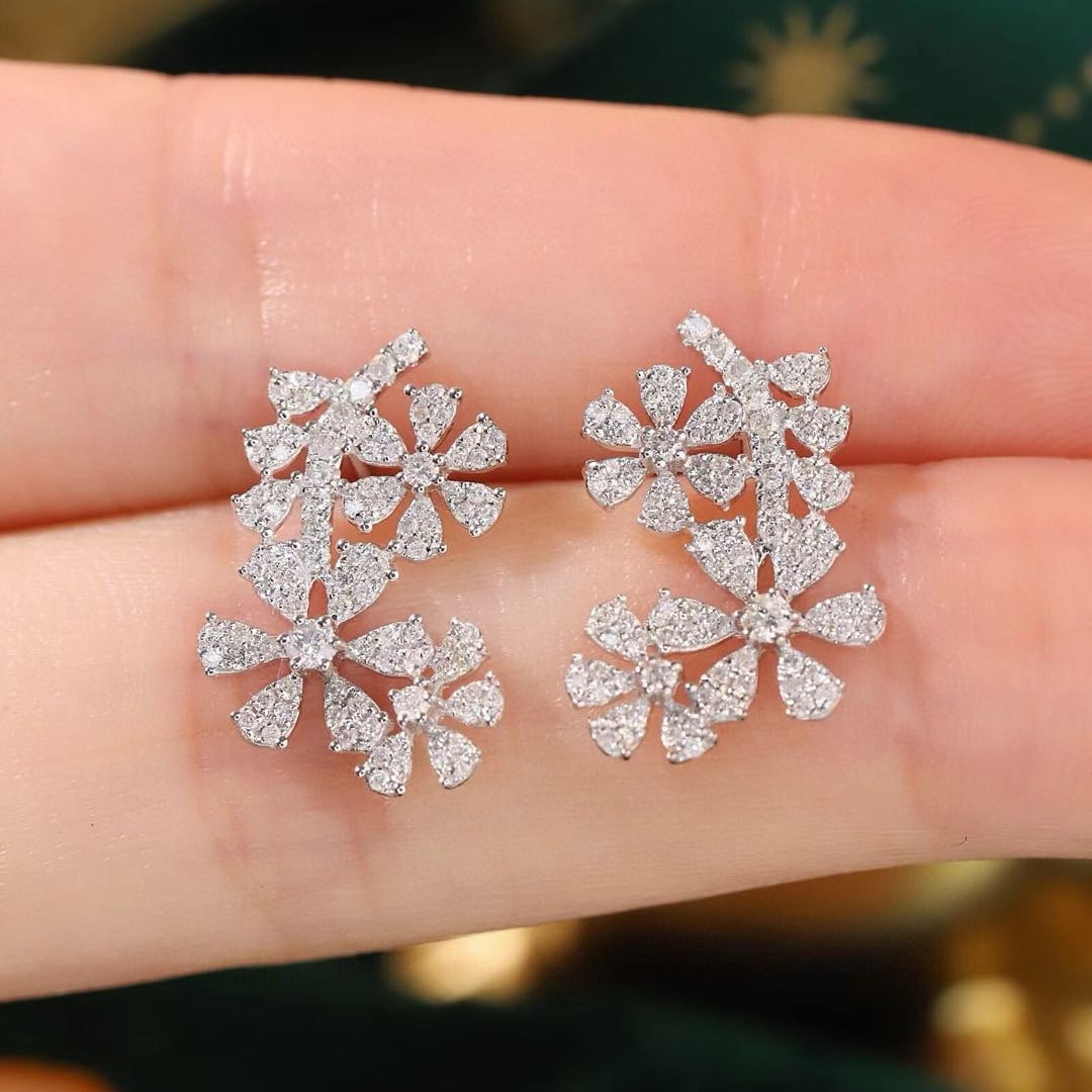 14k Gold 0.6 Ct Natural H Diamond Earrings - 4