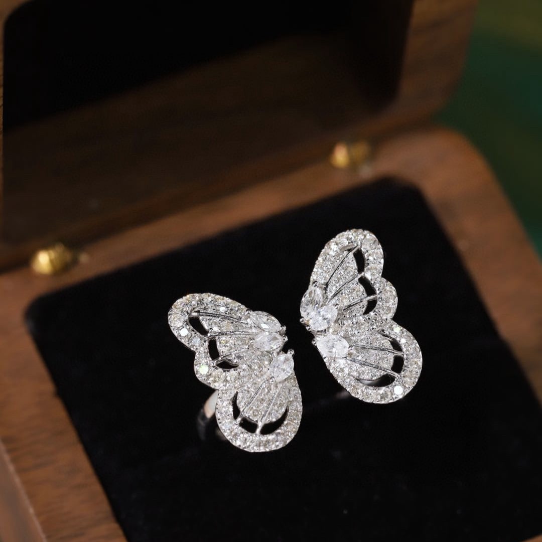 14k Gold 0.9 Ct Natural H Diamond & Butterfly Ring: Ref:230953227 // gold content:14k gold // ring size:7. 25us // // main gemstone:diamond // shape:multiply // carat weight:0. 9ct // clarity grade:vs-si // color:h // treatment:natural // Condition: