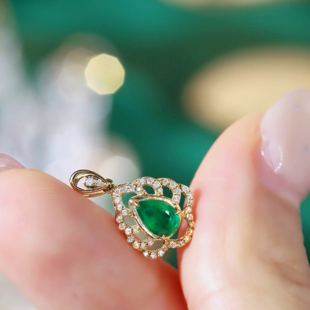 14k Gold 0.49 Ctw Natural Emerald & Diamond Pendant( Without Chain ) - 6