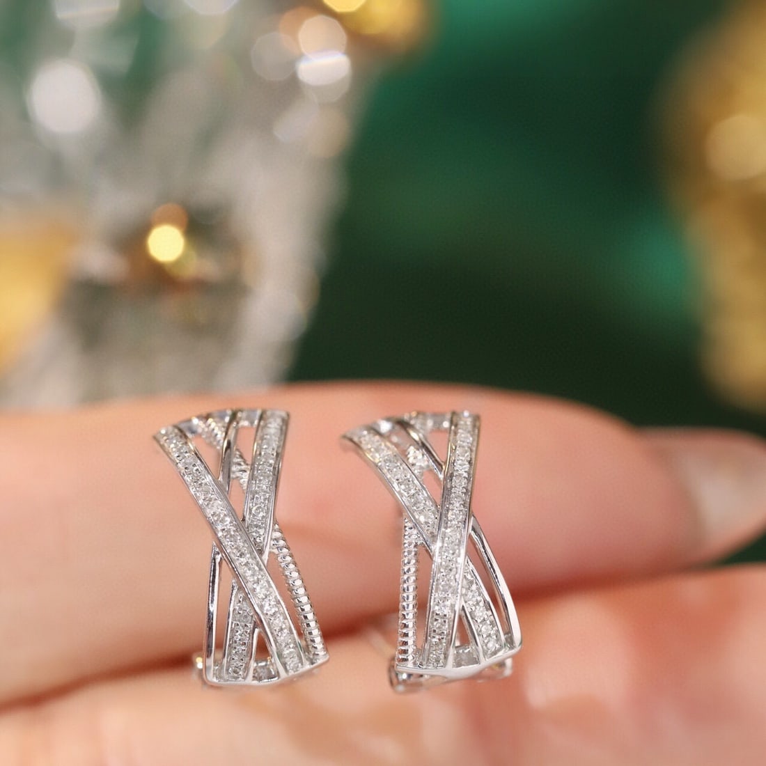 14k Gold 0.2 Ct Natural H Diamond Earrings - 5