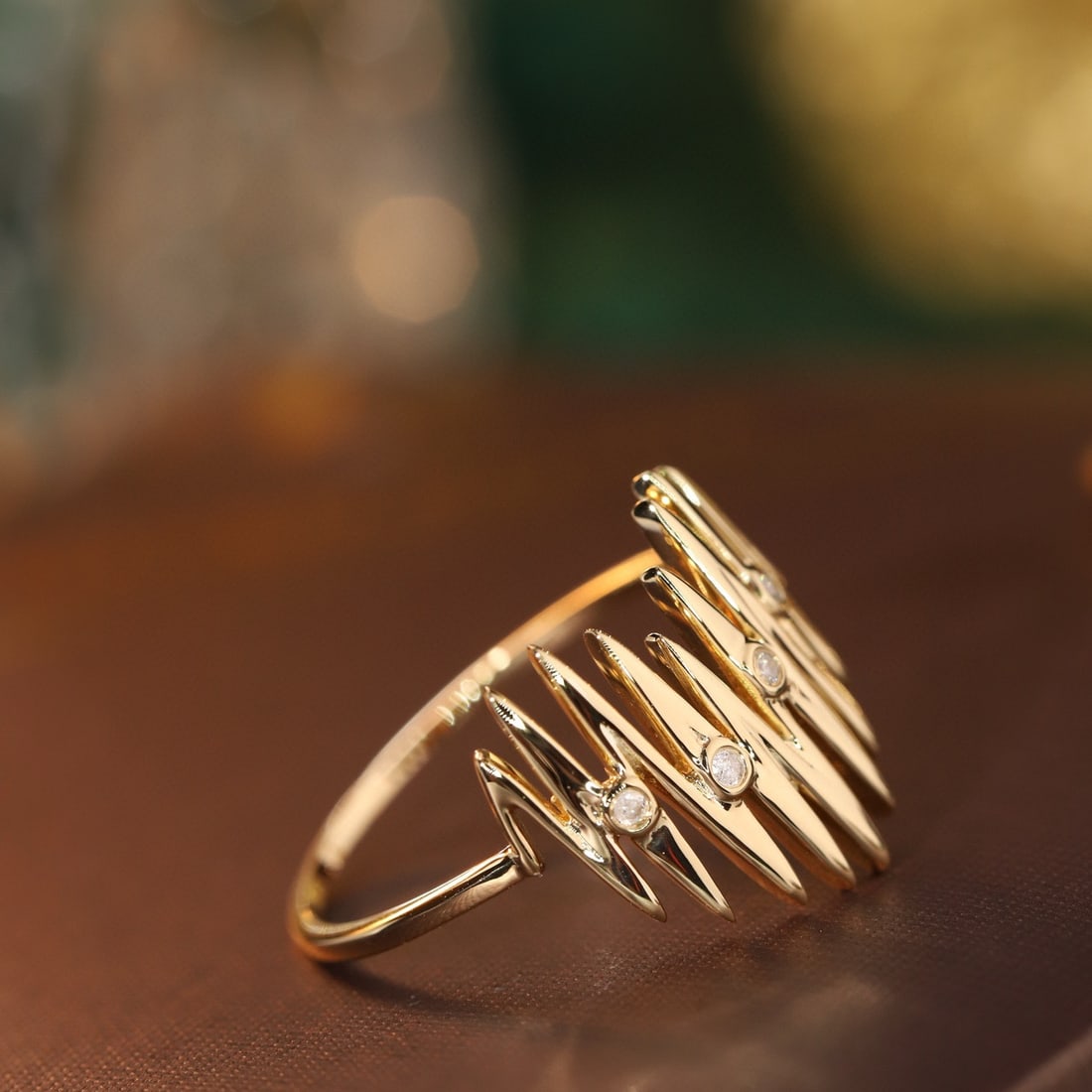 14k Gold 0.05 Ct Natural H Diamond Ring - 4