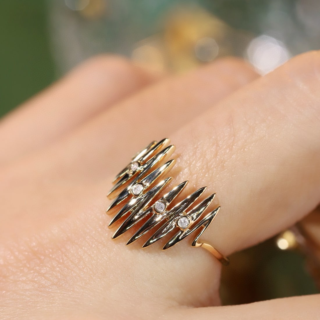 14k Gold 0.05 Ct Natural H Diamond Ring - 6