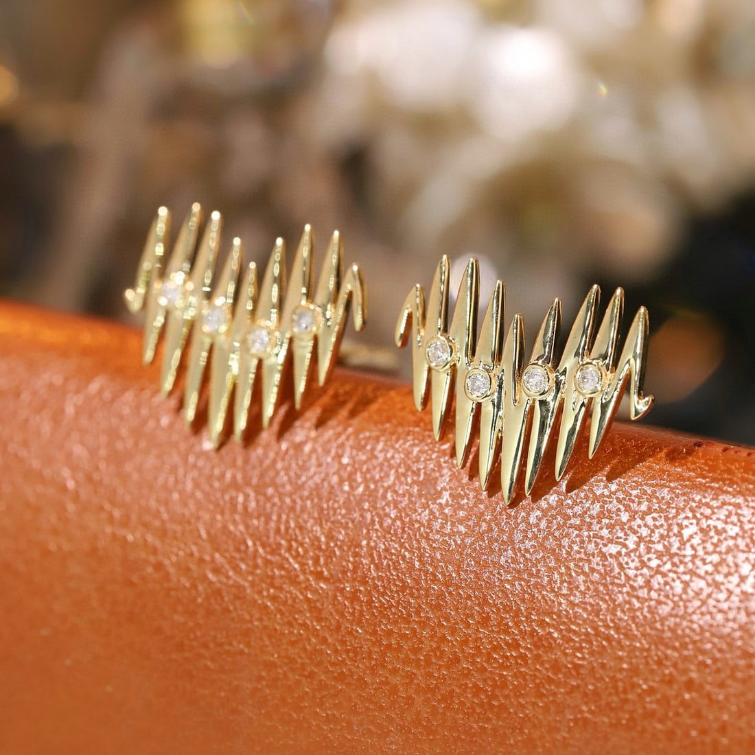 14k Gold 0.06 Ct Natural H Diamond Earrings - 2