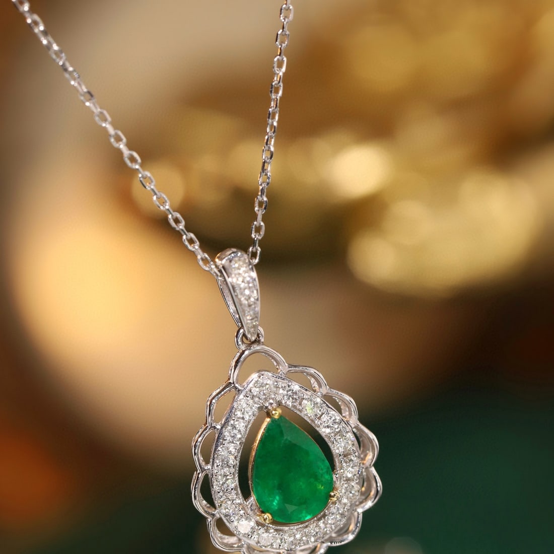 14k Gold 1.03 Ctw Natural Emerald & Diamond Pendant( Without Chain ) - 2