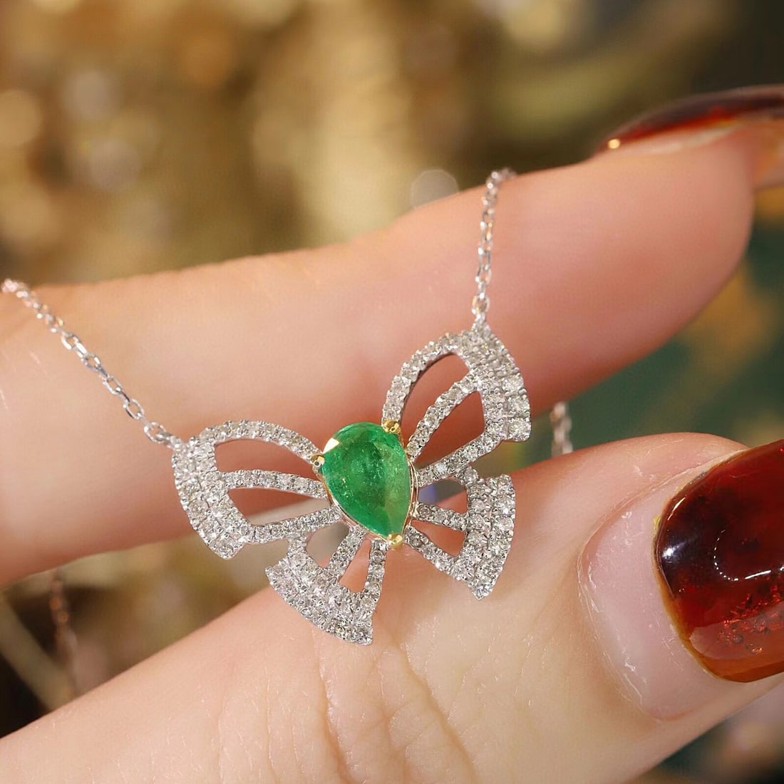 14k Gold 0.91 Ctw Natural Emerald & Diamond Necklace - 5