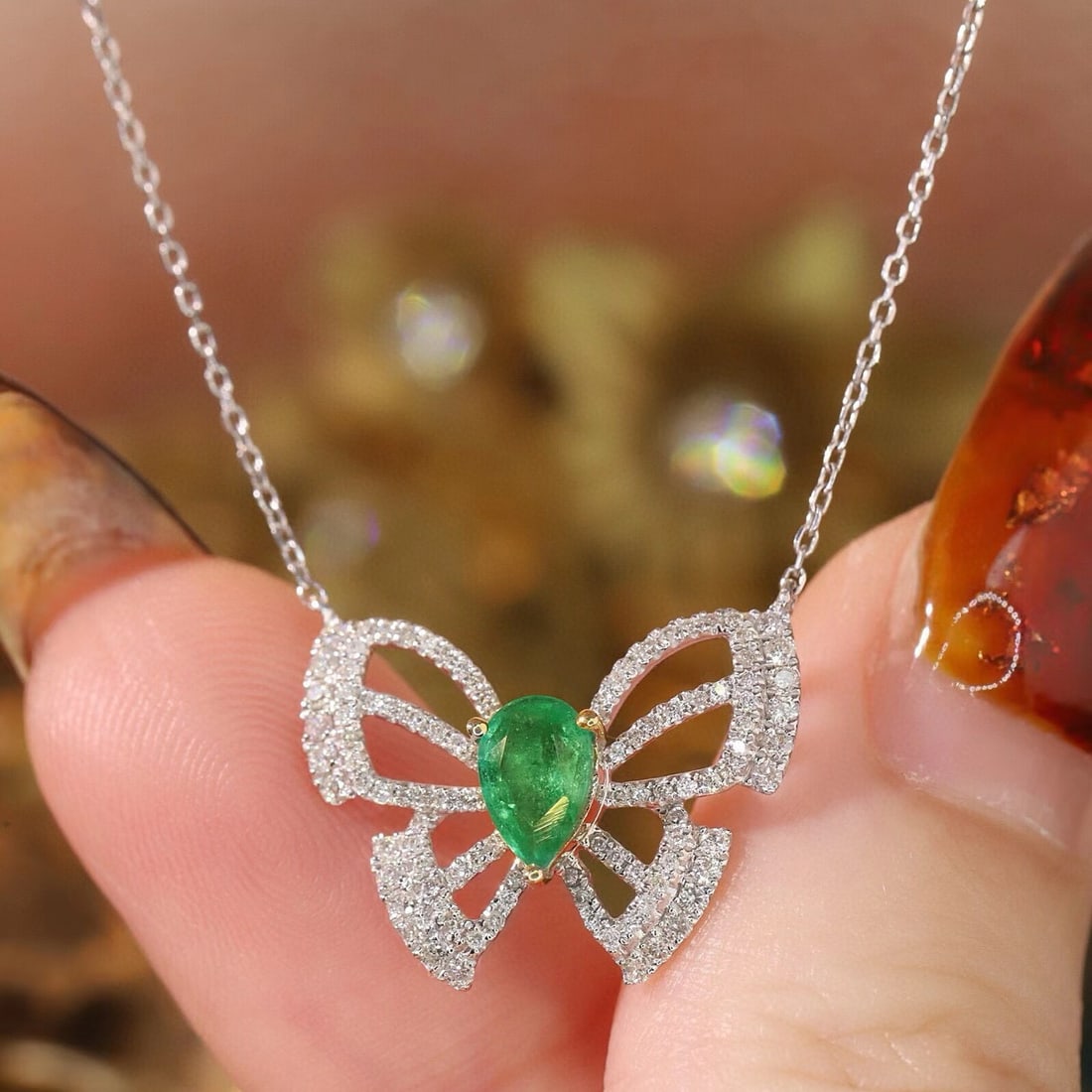 14k Gold 0.91 Ctw Natural Emerald & Diamond Necklace - 6