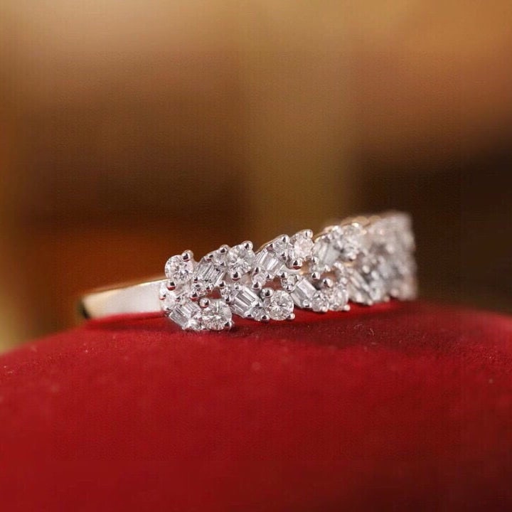 14k Gold 0.6 Ct Natural H Diamond Ring - 2