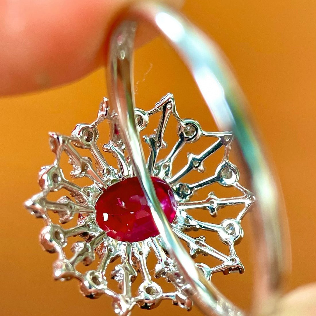 14k Gold 0.86 Ctw Natural Ruby & Diamond Ring - 5