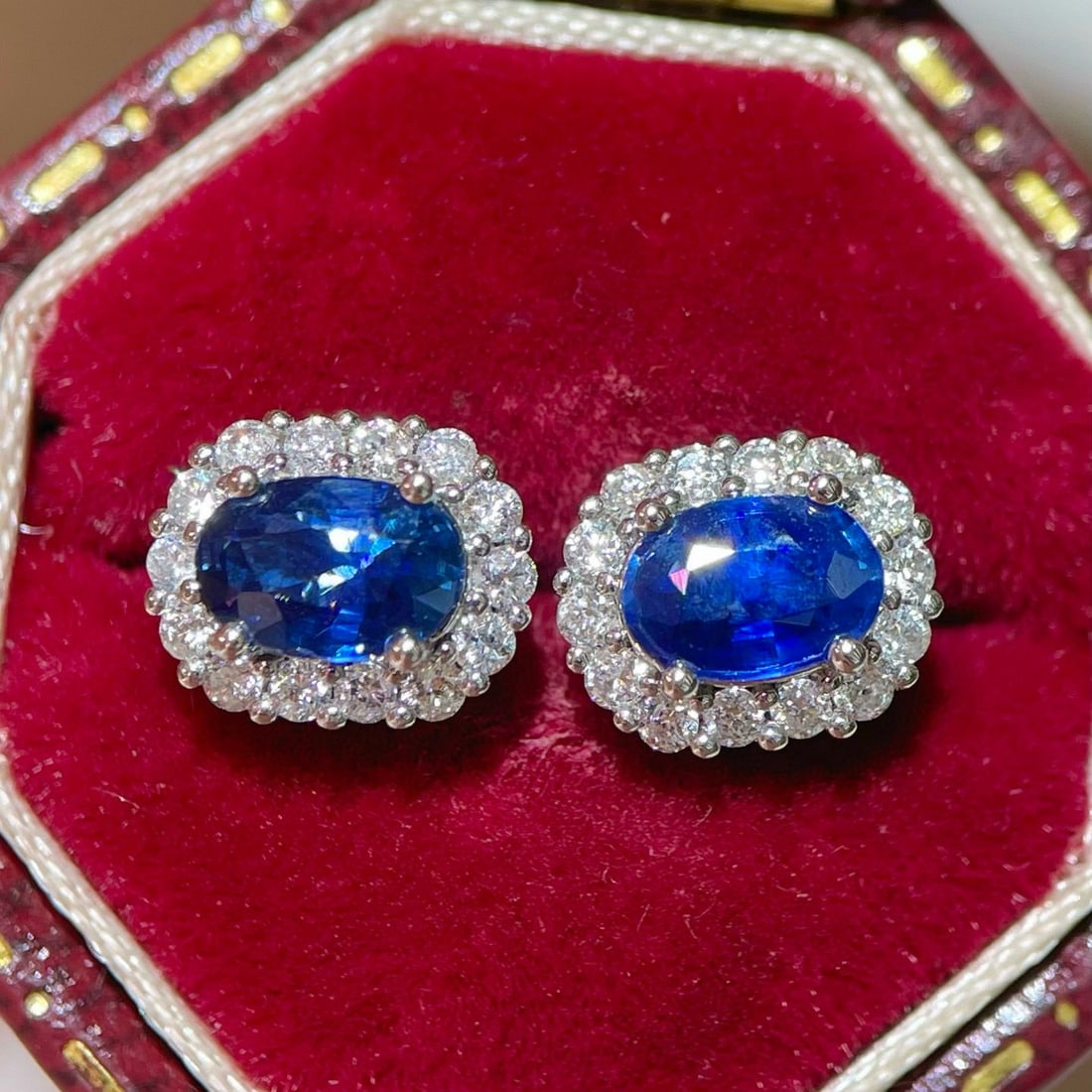 14k Gold 1.33 Ctw Vivid Blue Natural Sapphire & Diamond Earrings - 4