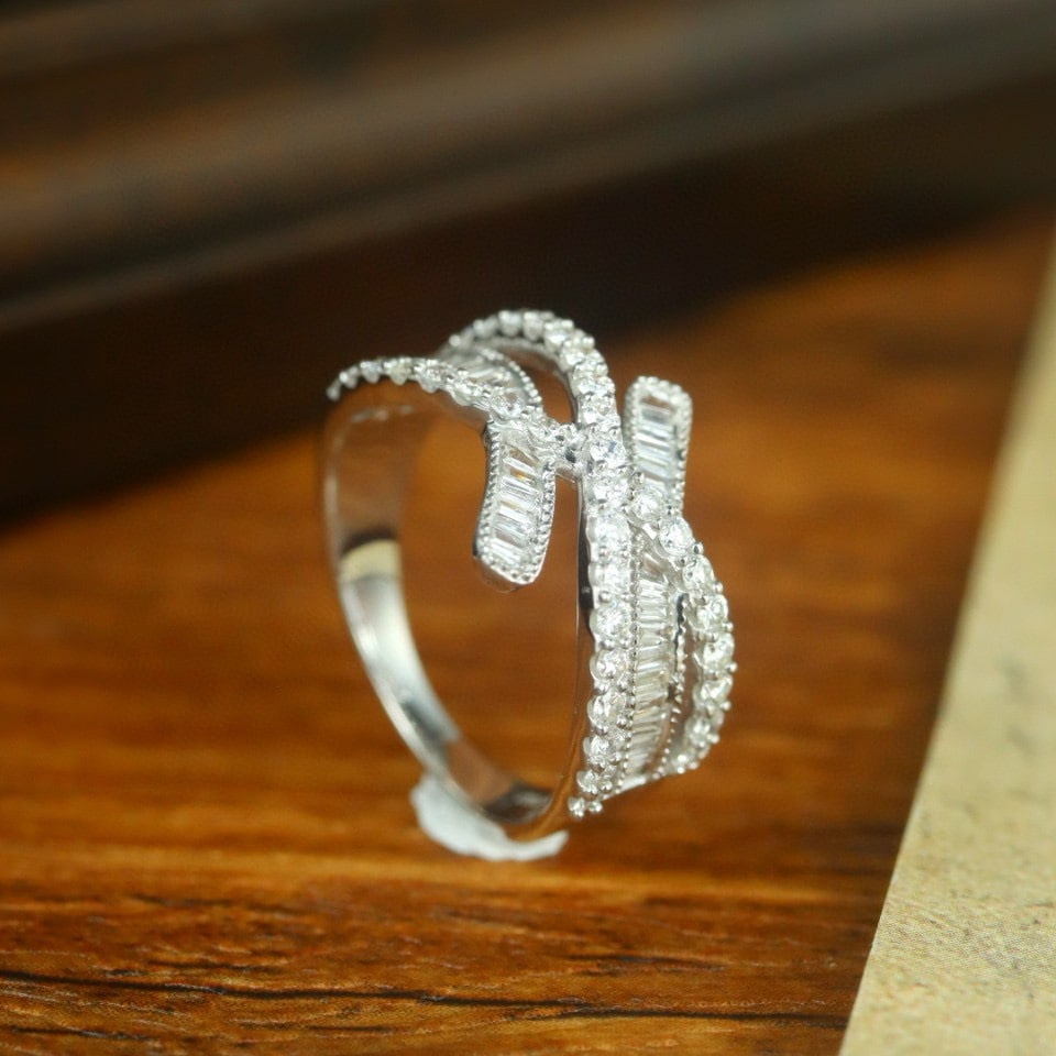 14k Gold 0.70 Ct Natural H Diamond Ring - 3