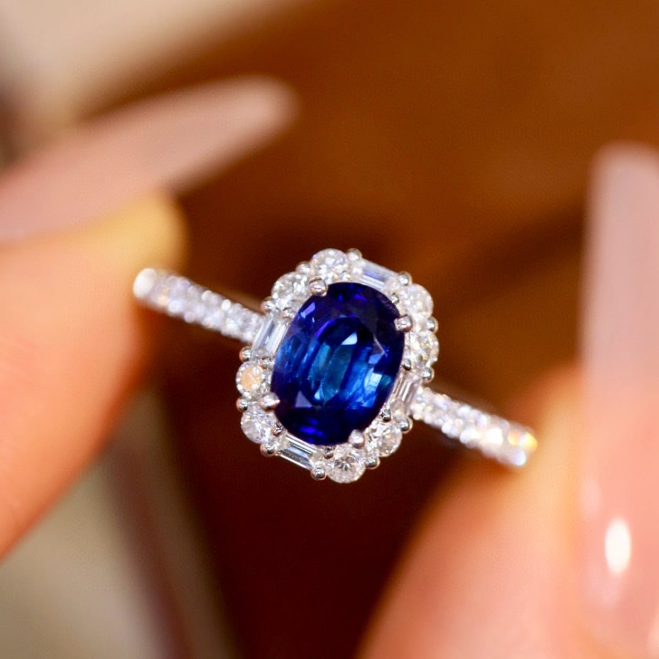14k Gold 1.26 Ctw Vivid Blue Natural Sapphire & Diamond Ring: Ref:230954026 // gold content:14k gold // ring size:7. 25us // // main gemstone:sapphire // shape:oval // carat weight:1. 0ct // color:vivid blue // treatment:natural // // adjacent gemstone 2 :