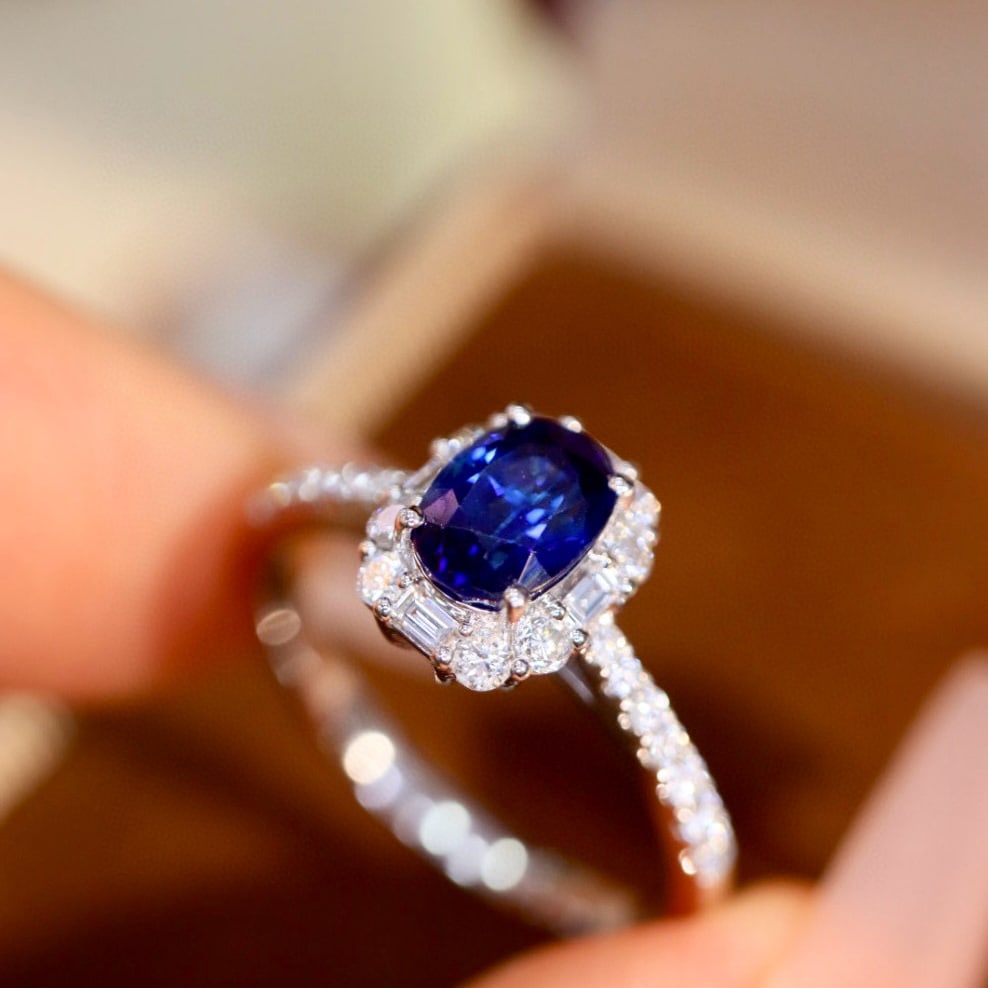 14k Gold 1.26 Ctw Vivid Blue Natural Sapphire & Diamond Ring - 2