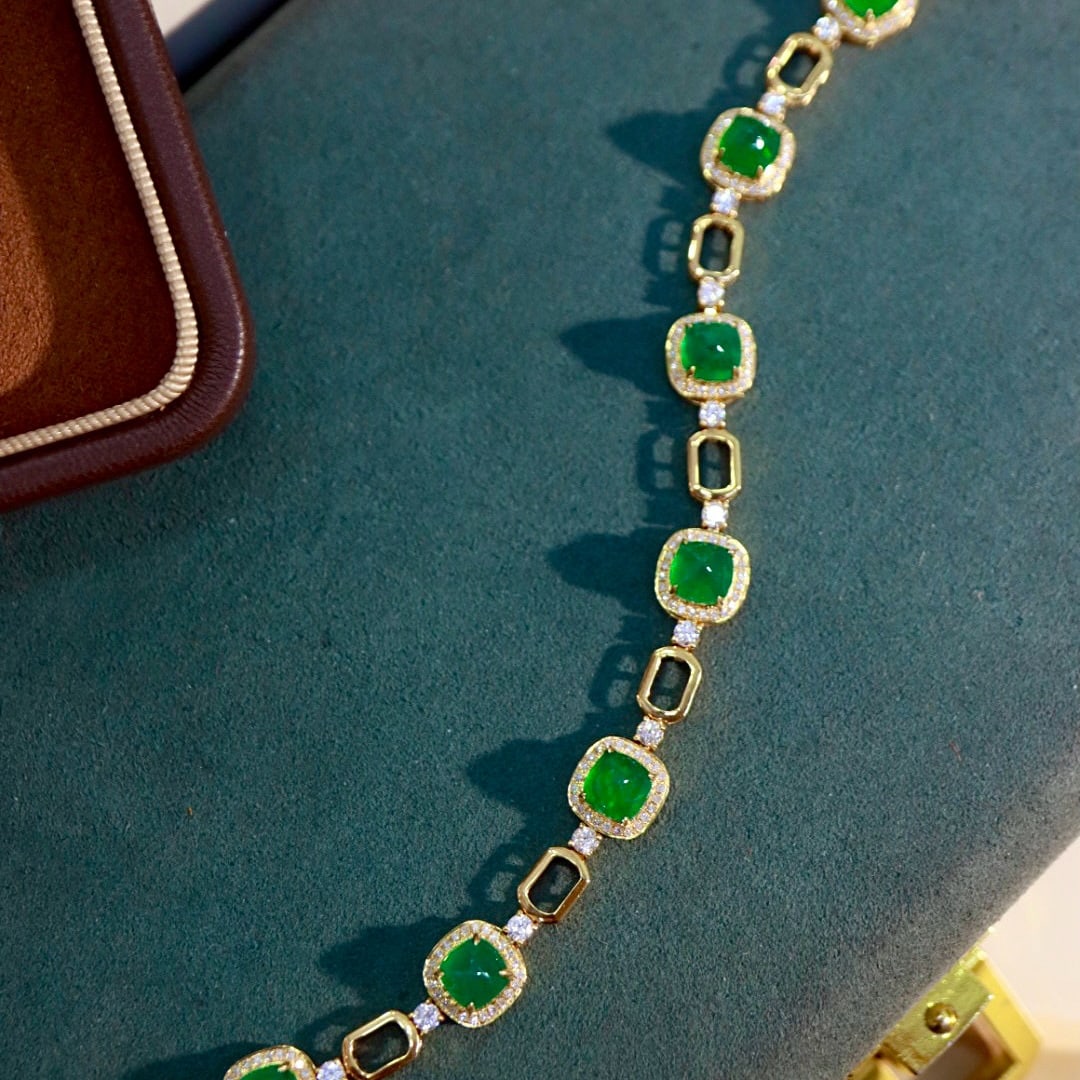 14k Gold 7.67 Ctw Vivid Green Natural Emerald & Diamond Bracelet - 6