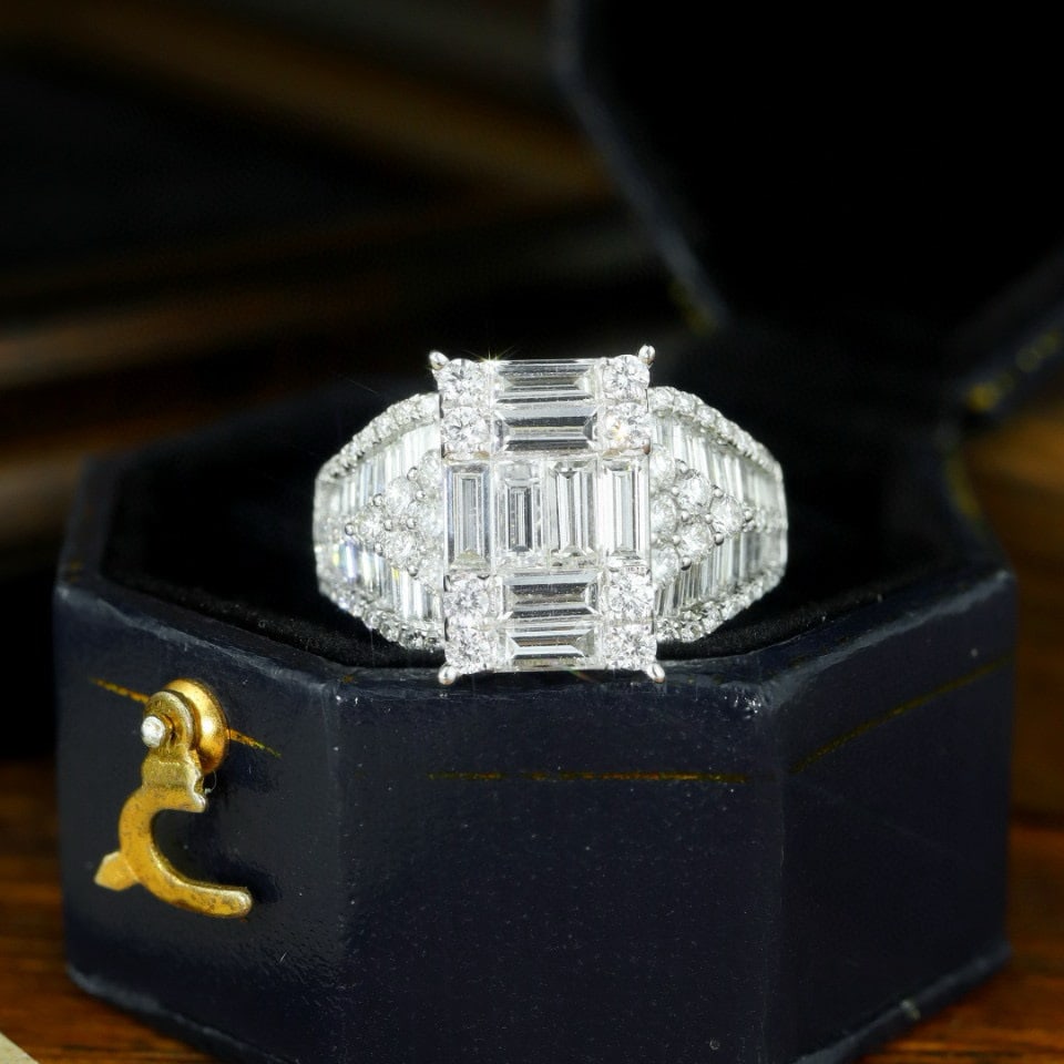 14k Gold 4.2 Ct Natural H Diamond Ring - 2