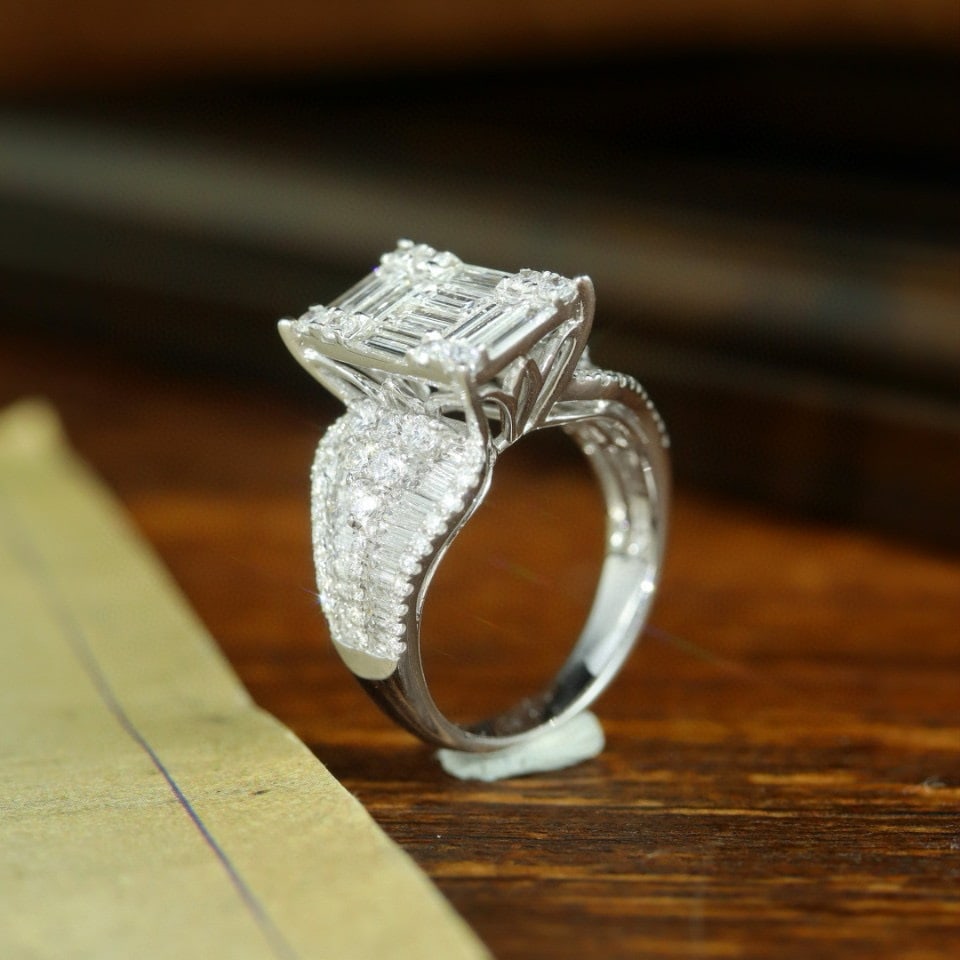 14k Gold 4.2 Ct Natural H Diamond Ring - 3