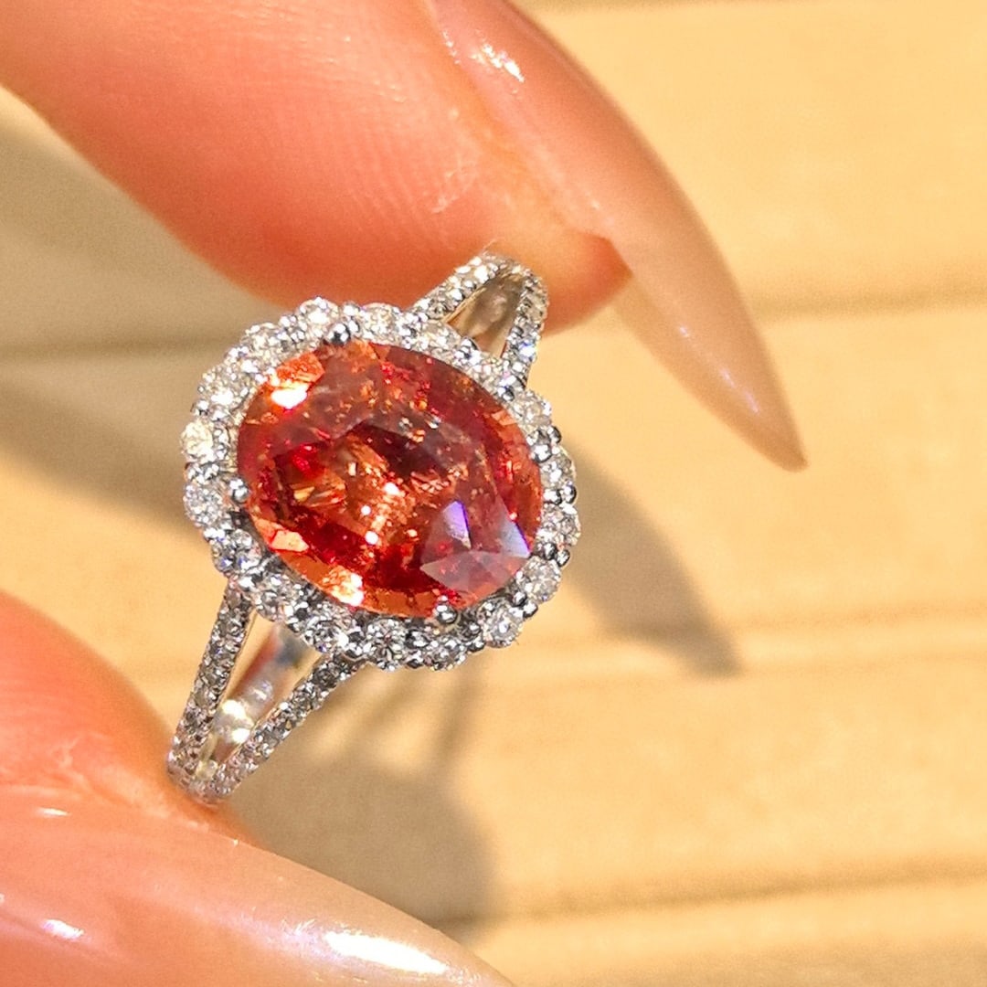 14k Gold 2.29 Ctw Natural Sapphire & Diamond Ring: Ref:230954039 // gold content:14k gold // ring size:7. 25us // // main gemstone:sapphire // shape:oval // carat weight:1. 83ct // color:pinkish orange // treatment:natural // // adjacent gemstone 2 :