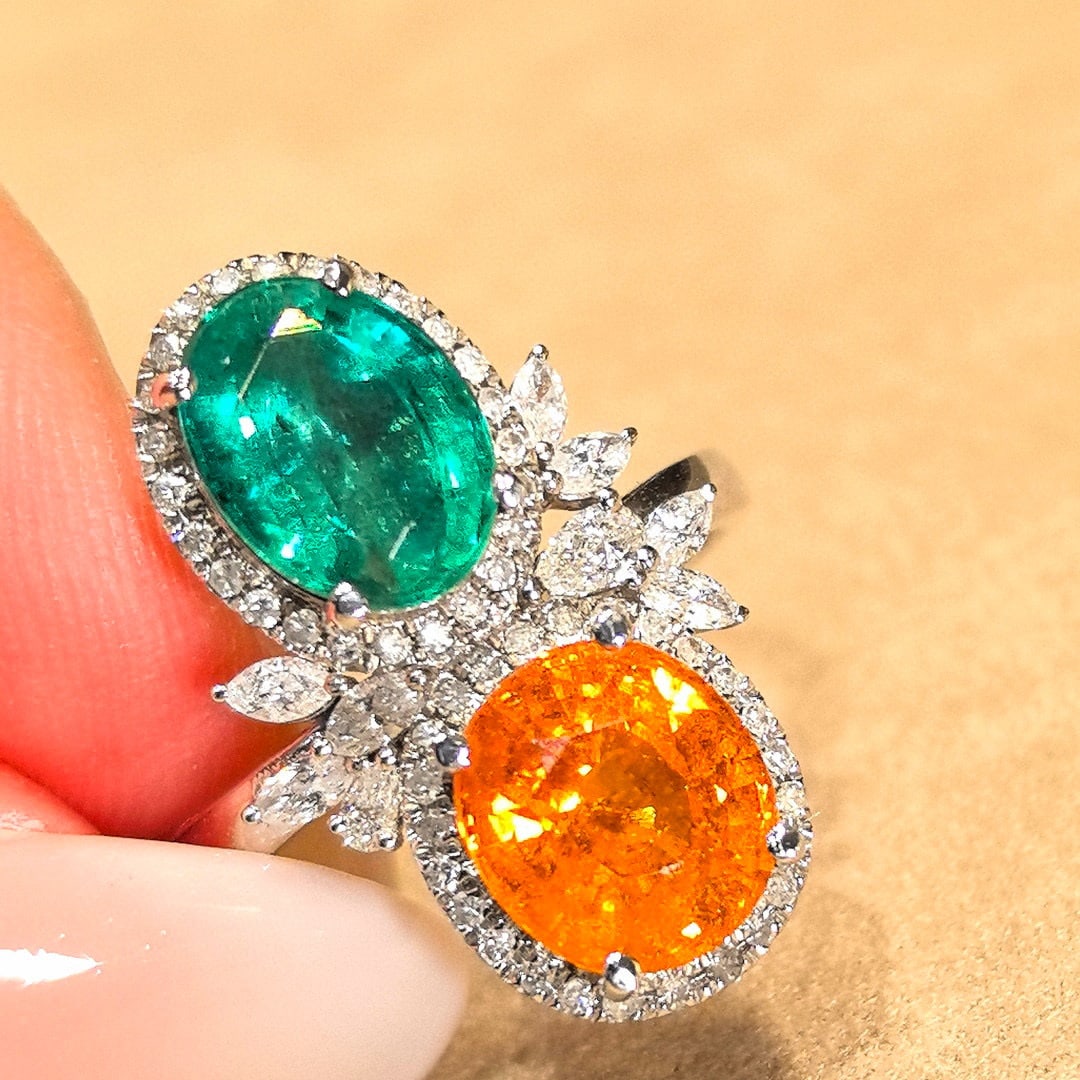 14k Gold 4.57 Ctw Natural Emerald & Spessartine & Toi Et Moi Ring - 2