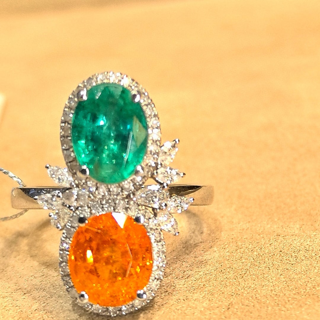 14k Gold 4.57 Ctw Natural Emerald & Spessartine & Toi Et Moi Ring - 3