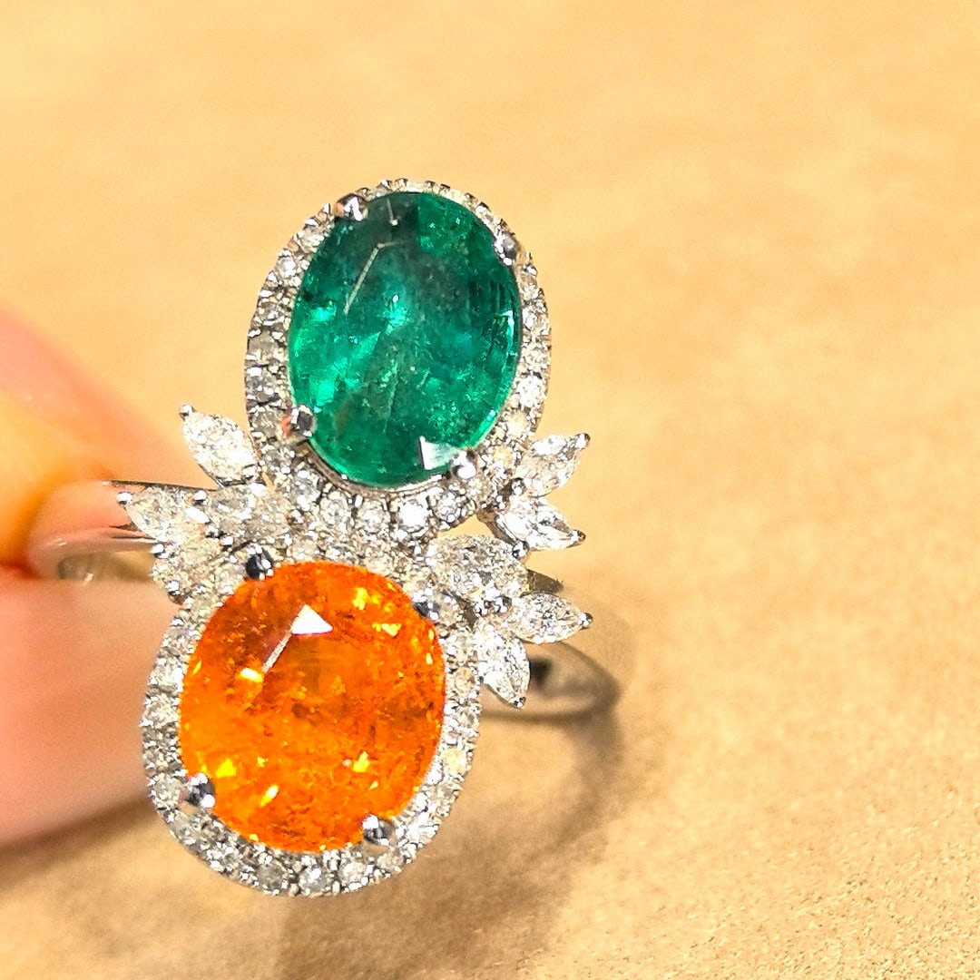 14k Gold 4.57 Ctw Natural Emerald & Spessartine & Toi Et Moi Ring - 5