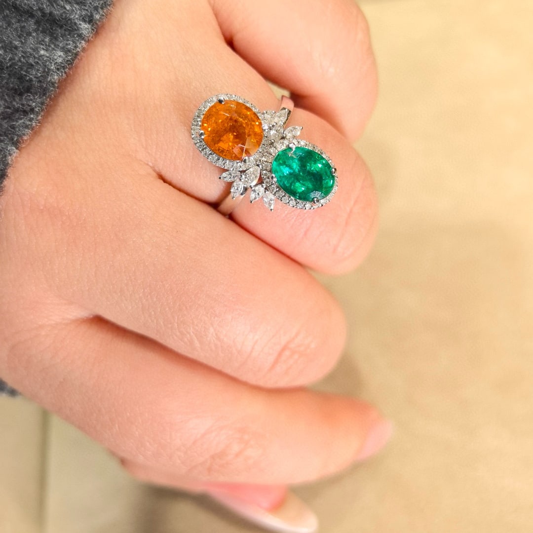 14k Gold 4.57 Ctw Natural Emerald & Spessartine & Toi Et Moi Ring - 6